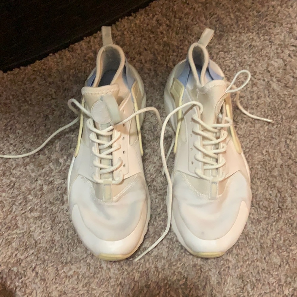 Nike Air Huarches